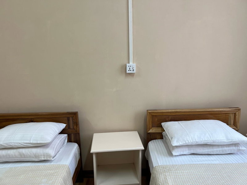 Hotel Dinthar Zara, Āīzawl, India