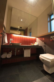 Hotel Gallery 67, Kolkata, India