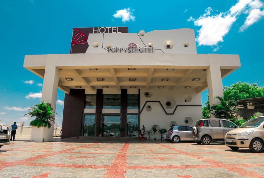 Poppys Hotel, India