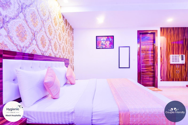 Hotel Fabulous - Delhi International Airport, New Delhi, India