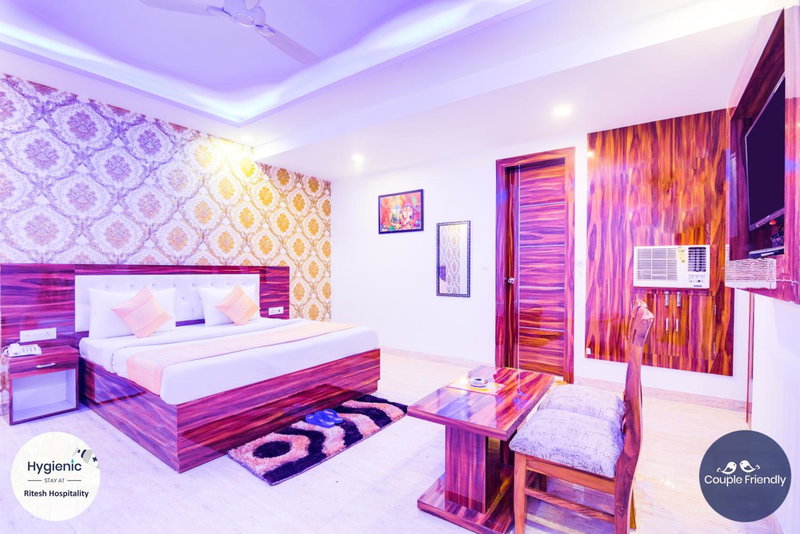 Hotel Fabulous - Delhi International Airport, New Delhi, India