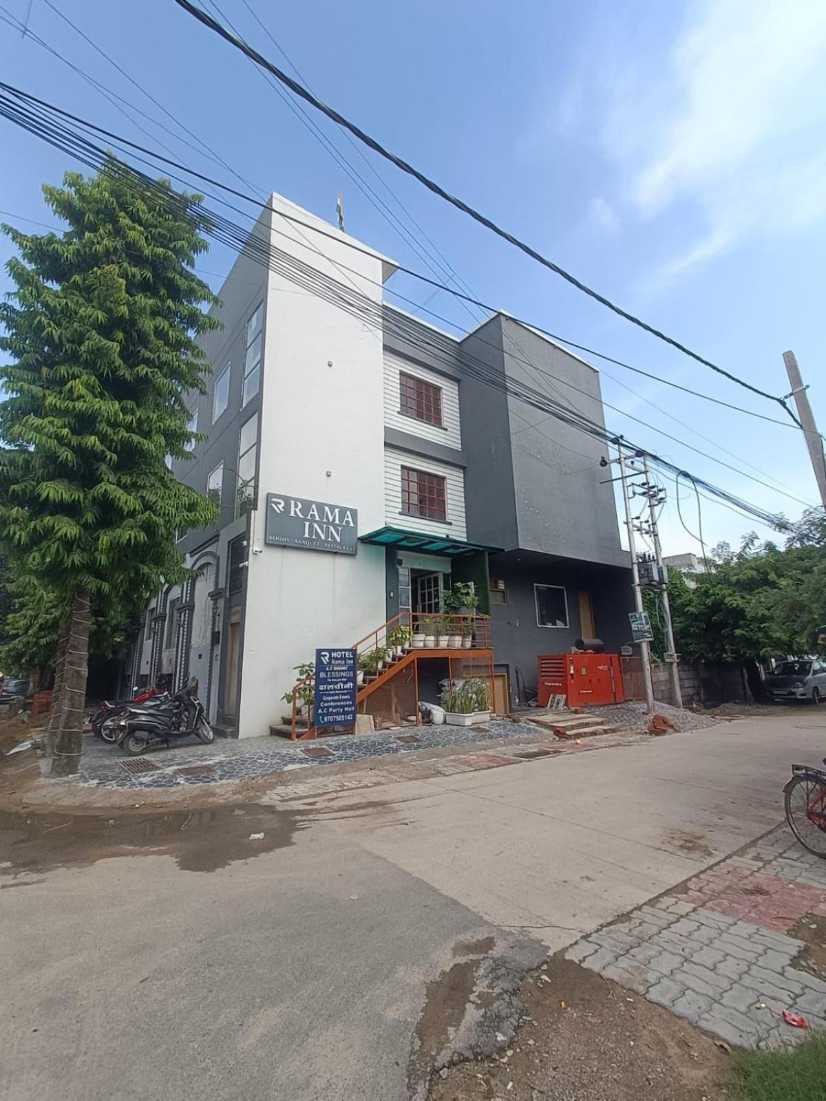 Hotel · Super Townhouse Oak Arvindo Park Indira Nagar Formerly Rama Inn, Vibhuti Khand