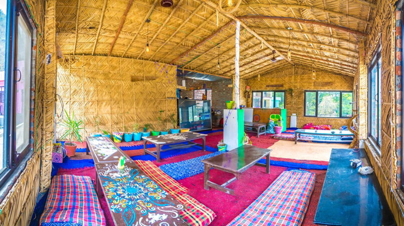 Skyard Hostel Rishikesh Laxman Jhula, Rishīkesh, India