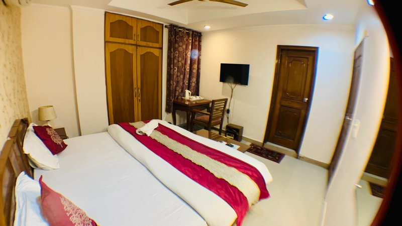 Kashish Residency - Premium Rooms, Noida, India