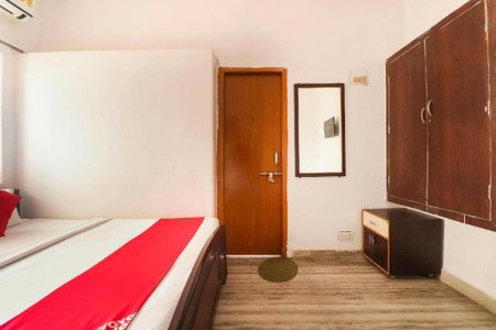 Kesher Paying Guest House, Varanasi, India
