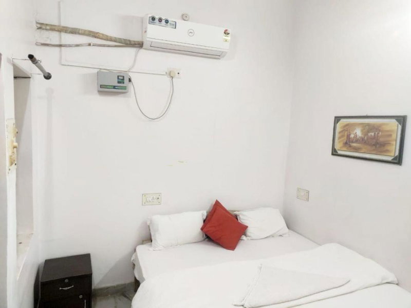 Kesher Paying Guest House, Varanasi, India