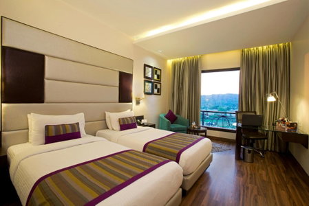 Golden Tulip Panchkula, Chandīgarh, India