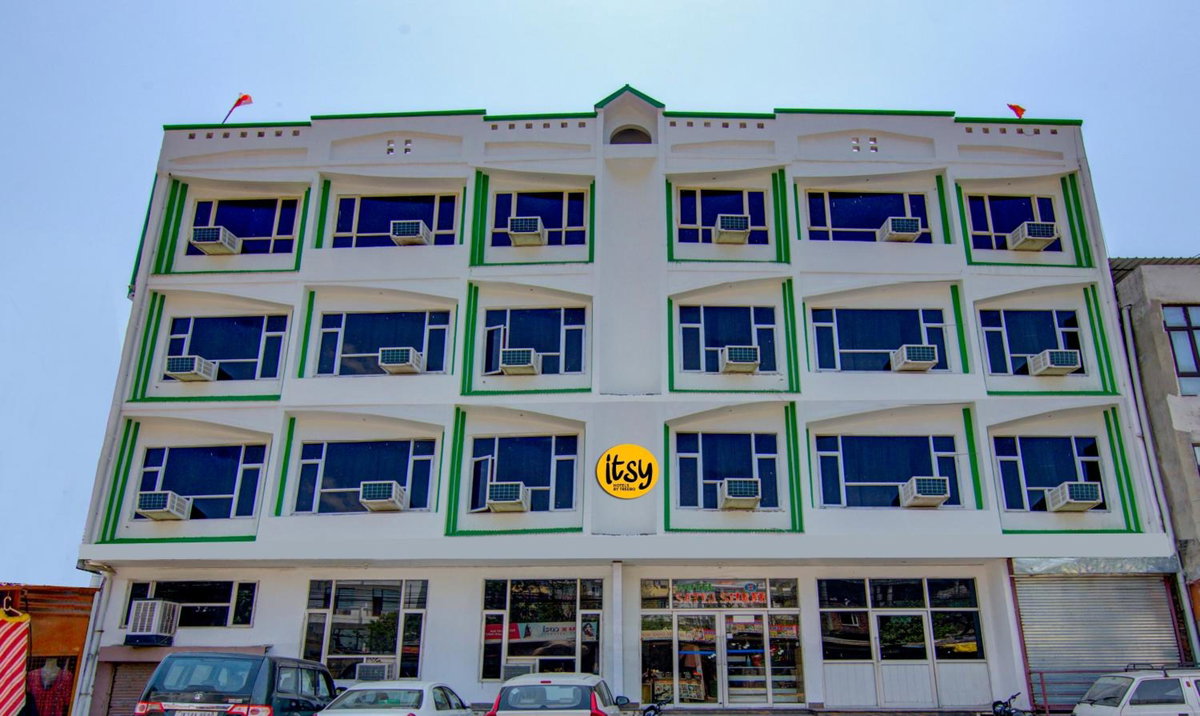 Itsy Hotels Satya Shree, India
