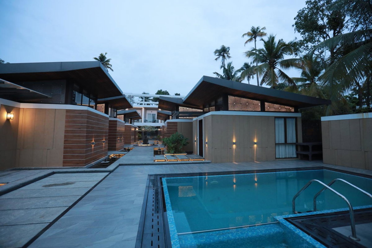 Hotel · Lago Leisure Resort & Spa, Cherai Beach