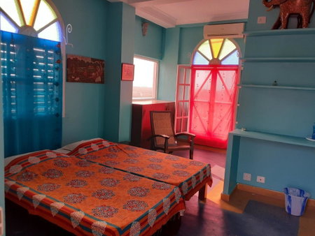 Holi-Wood Guesthouse, Puducherry, India