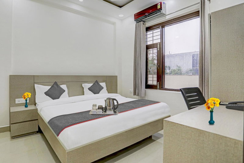Four Seasons, Noida, India