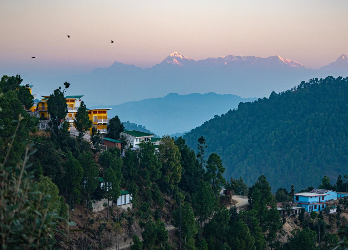 Hotel · juSTa Mukteshwar Retreat & Spa, Mukteswar