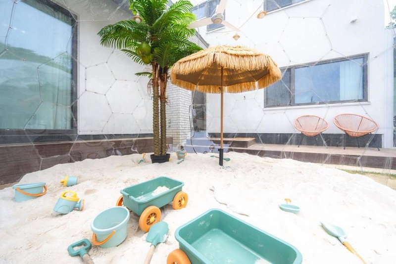 gyeongju memoareu kieokjangchi, Gyeongju, South Korea