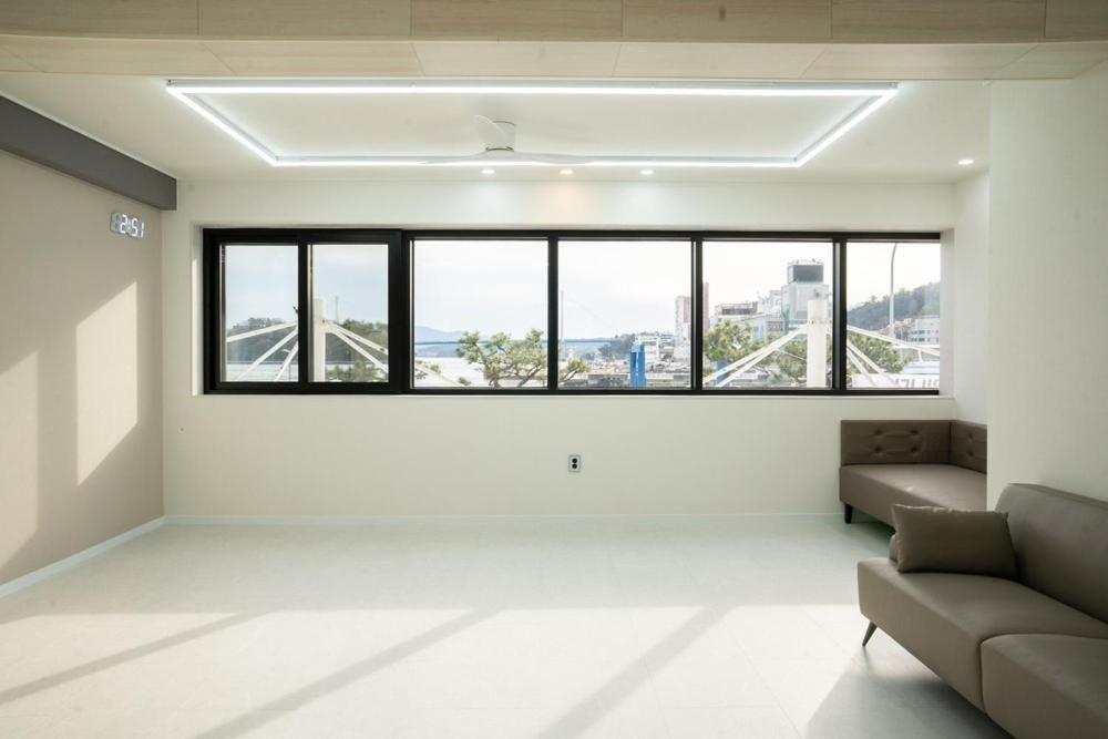 Hotel · Yeosu Haeandang, Yeosu