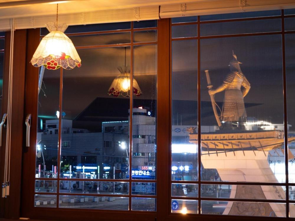 Hotel · Yeosu Gwangjangdaek, Yeosu