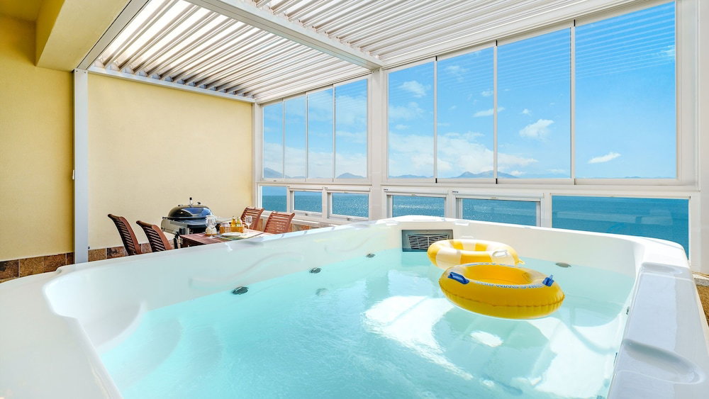 Yeosu Stay Raonpine Spa Pension, South Korea