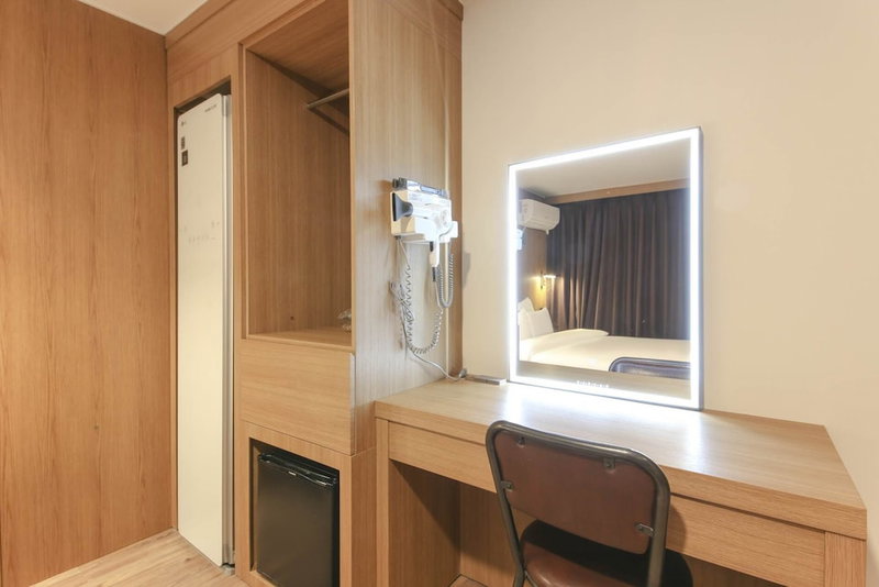 Jeonju Hotel Twosome Stay Junghwasandong, Jeonju, South Korea
