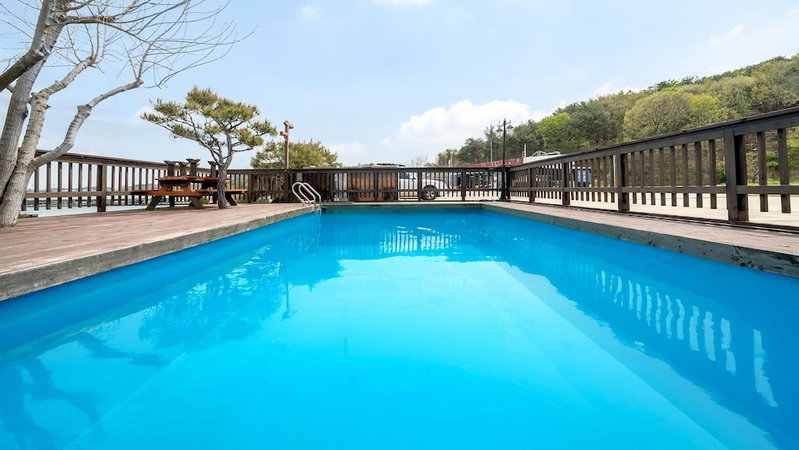 Daebudo Sketch Pension, Ansan, South Korea