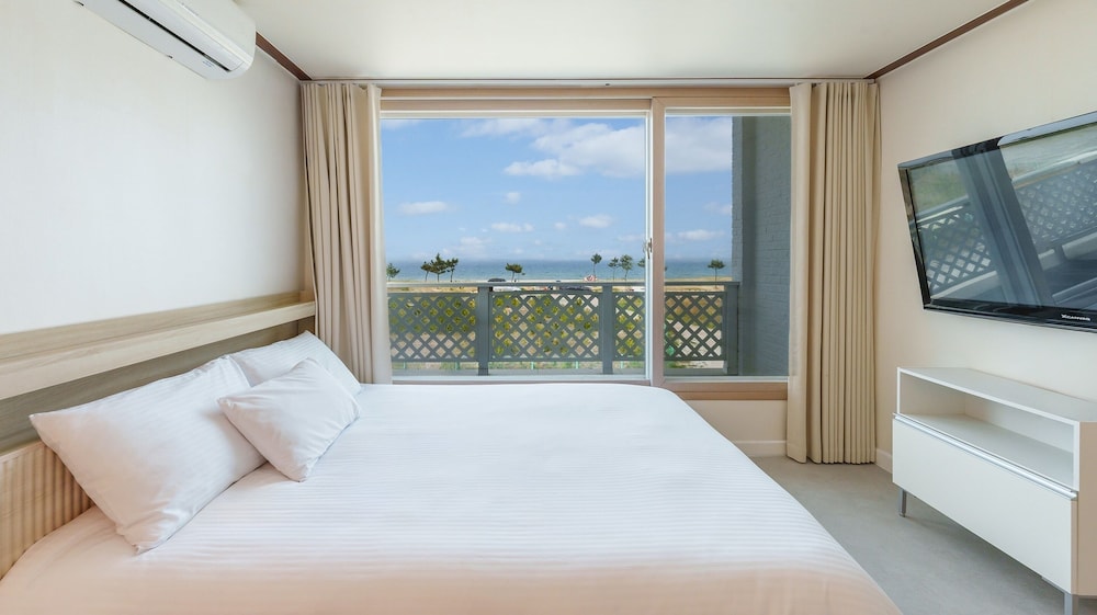 Yangyang Sunrise Sea Pension, South Korea