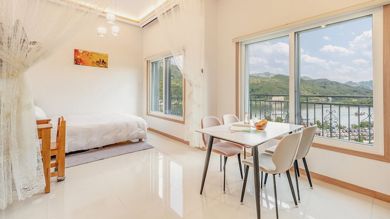 Gapyeong Ribbon Spa Pool Villa, Gapyeong, South Korea