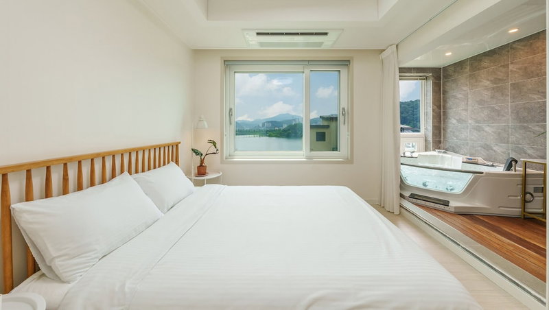 Chuncheon The Haven River Pension, Chuncheon, South Korea