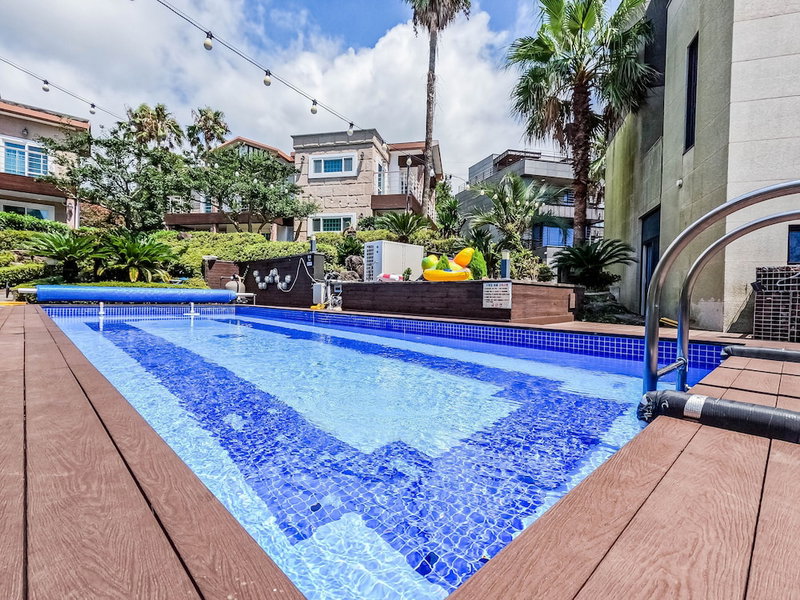 Monaco Pool Pension, Seogwipo, South Korea