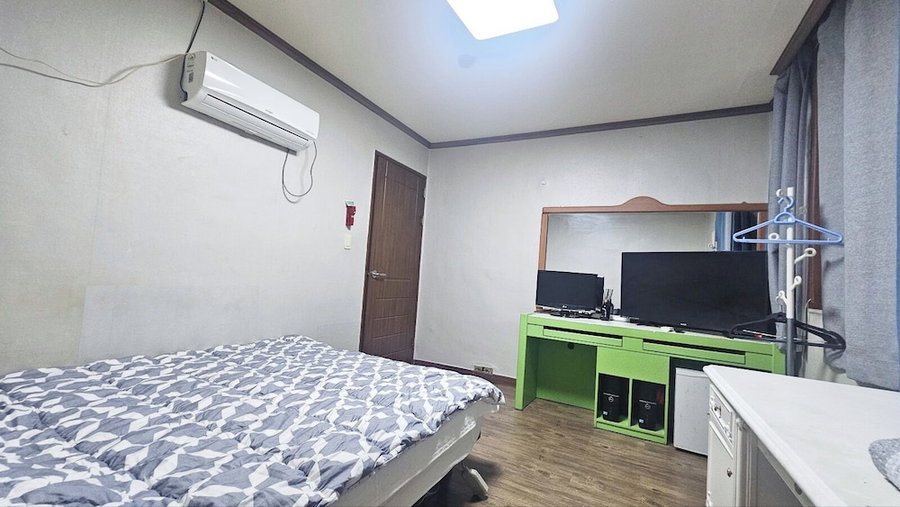 Samwoojang Motel, Changwon, South Korea