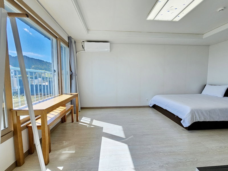 Seongsan Morning Sunset Pension, Seogwipo, South Korea