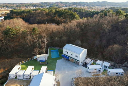 Gangneung Pinehill Park Pension&caravan, Gangneung, South Korea