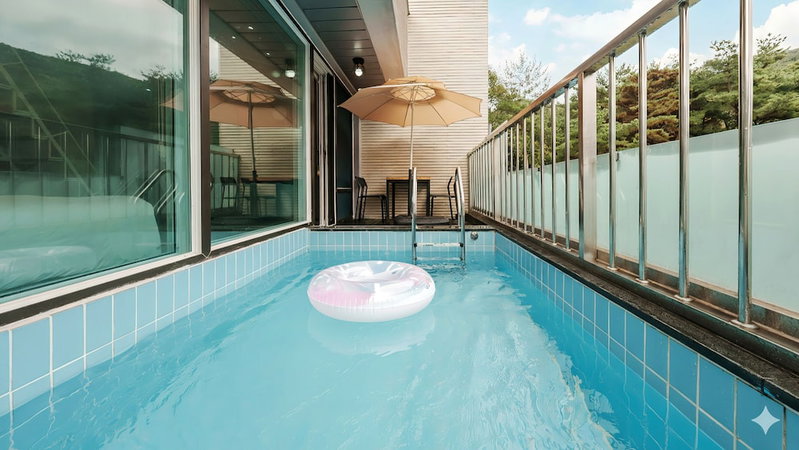 Gyeongju Sky Flower Astro Pool Villa, Gyeongju, South Korea