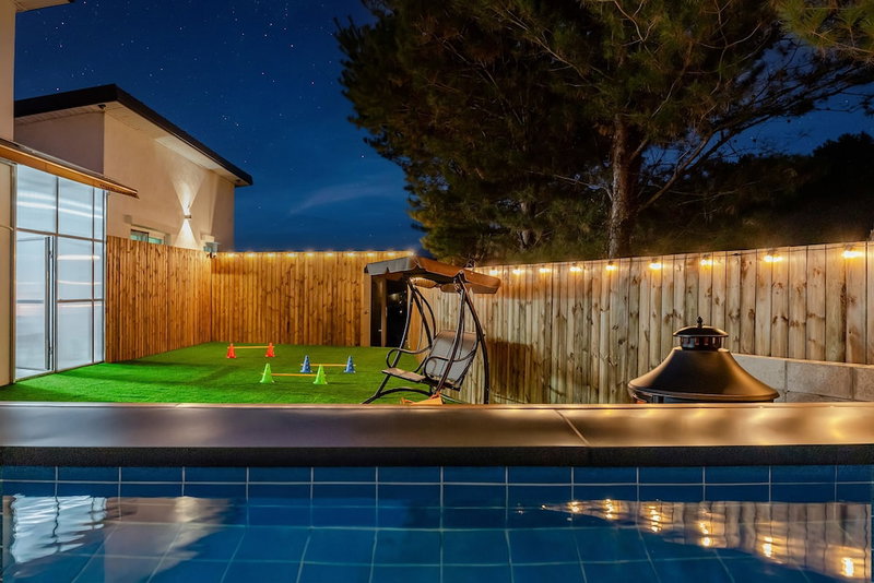 Gapyeong Stay Cozymung Private Poolvilla, Gapyeong, South Korea