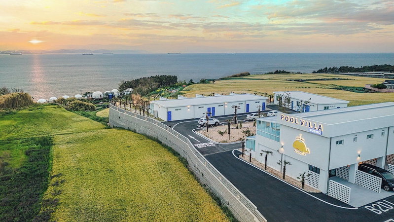 Uni’s Ocean Pool Villa, Pohang, South Korea