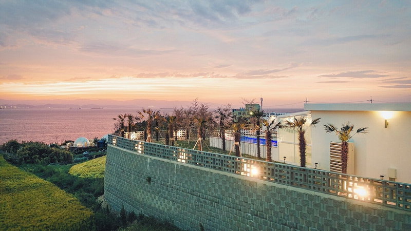 Uni’s Ocean Pool Villa, Pohang, South Korea