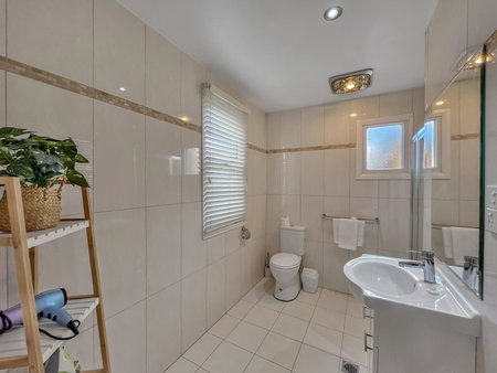 Bright 3-bedroom apartment - Central Armidale, Armidale, Australia