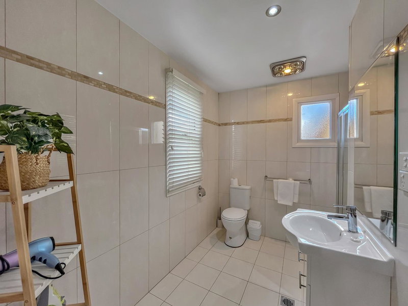Bright 3-bedroom apartment - Central Armidale, Armidale, Australia