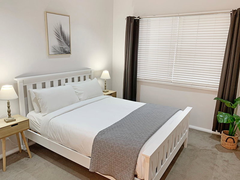 Bright 3-bedroom apartment - Central Armidale, Armidale, Australia