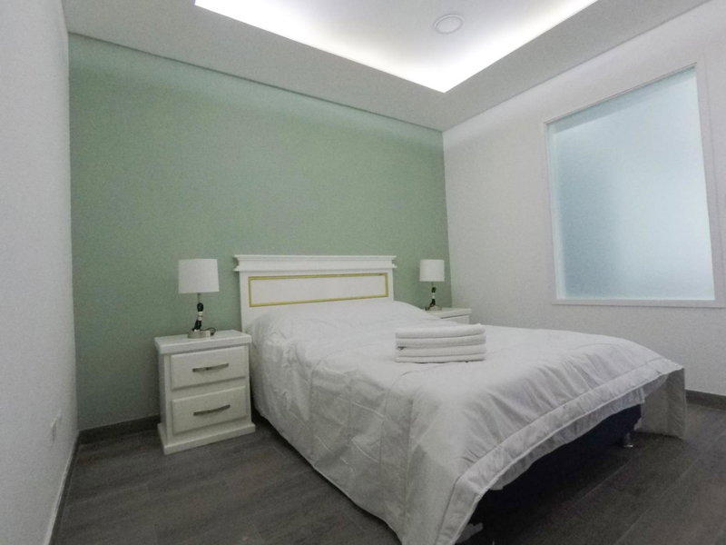 Casa moderna equipada como hotel Habitacion 3 - baño afuera de la habitación, Monterrey, Mexico