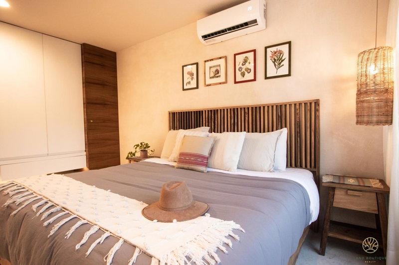 Spacious 2BR apt · Wide balcony w/tub & Yoga deck, Tulum, Mexico