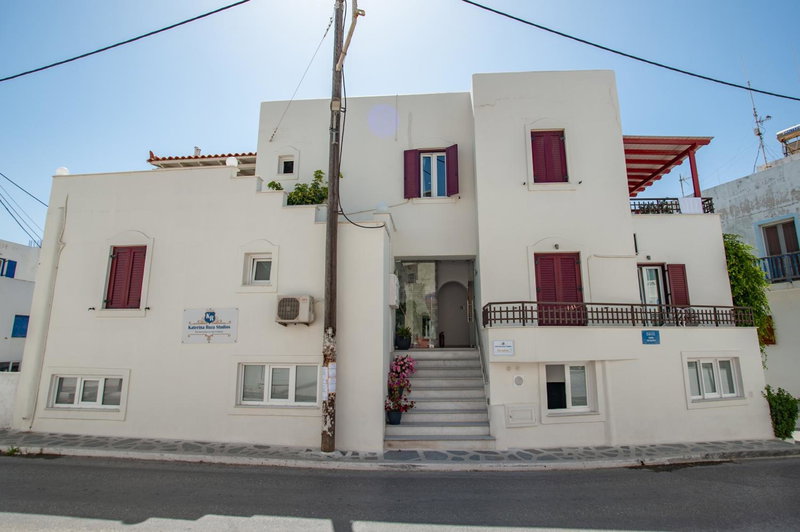 Katerina Roza Studios - Heartfelt Hospitality in the City, Naxos Chora, Greece