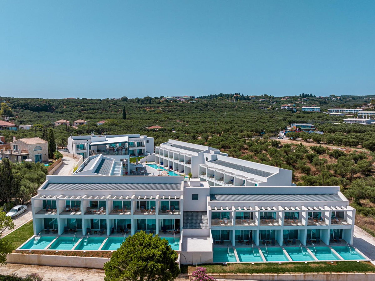 Hotel · Mirage Bleu Hotel, Tragaki