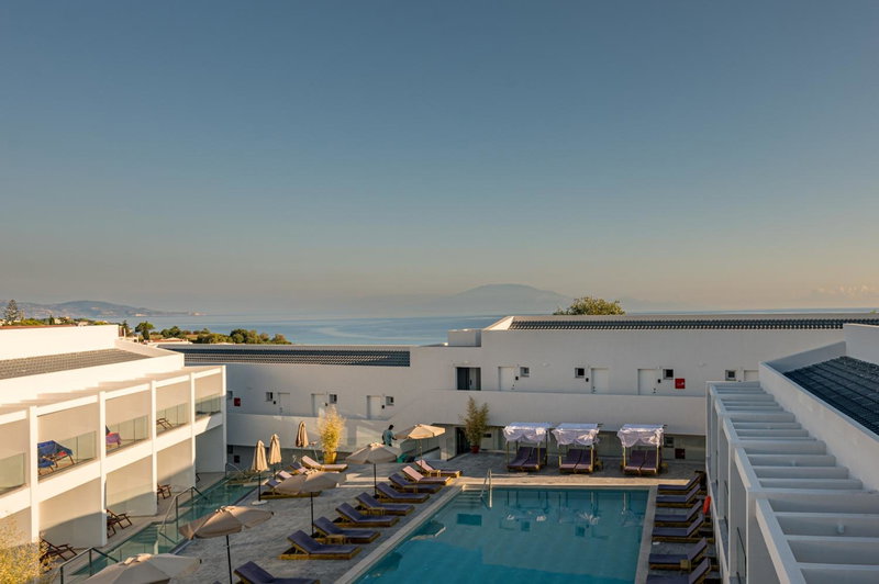 Mirage Bleu Hotel, Tragaki, Greece