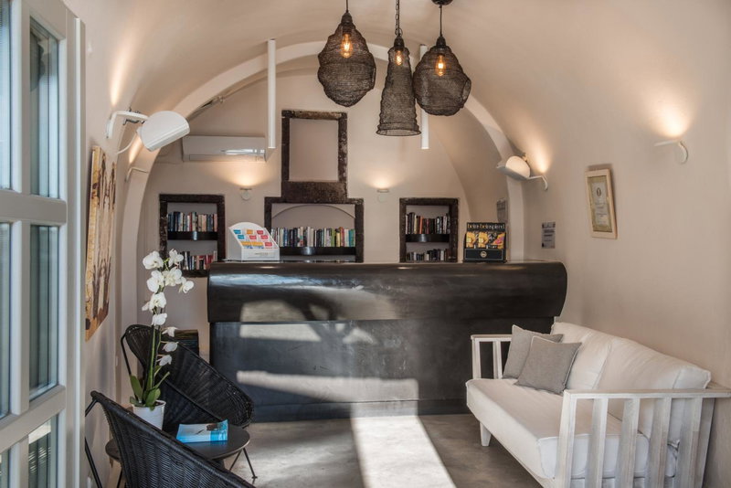 On The Rocks - Small Luxury Hotels of the World, Imerovigli, Greece