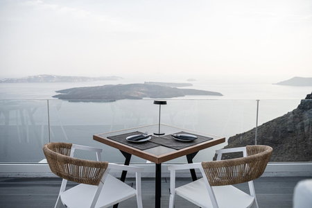 On The Rocks - Small Luxury Hotels of the World, Imerovigli, Greece
