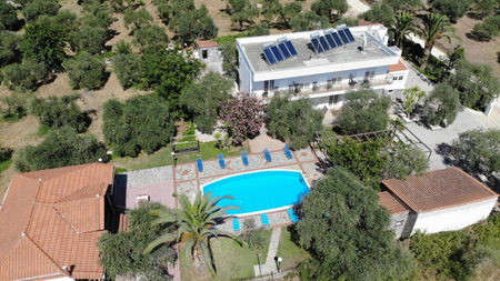 Villa Iatrou, Potos, Greece