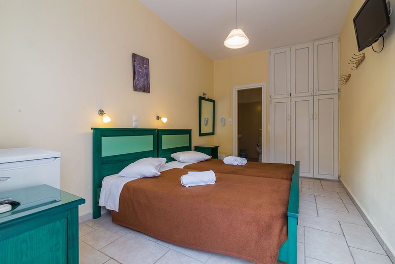 Captain Manolis Hotel, Paros, Greece