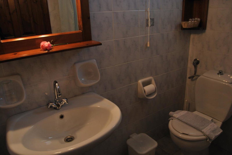 Rizoma Guesthouse, Mikrón Khoríon, Greece