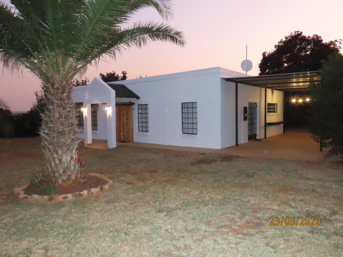 Landor Stud Farm Cottage, South Africa