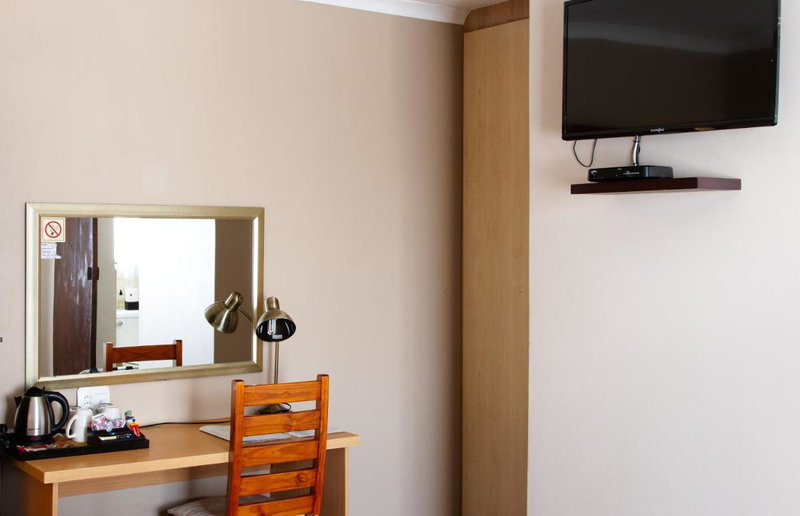 Woodpecker's Inn Guest House, Kempton Park, South Africa