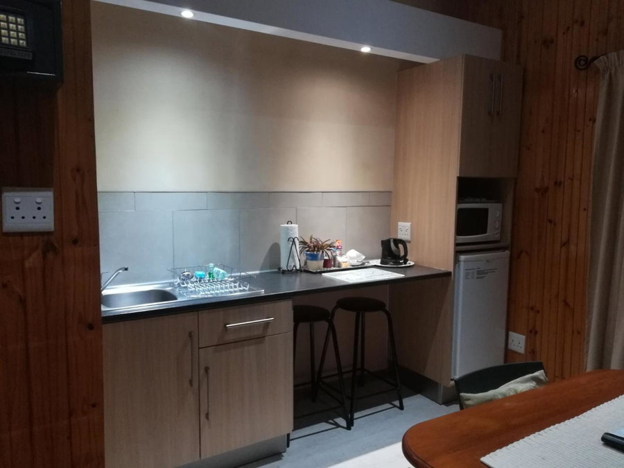 WarmKaros Bed & Breakfast, East London, South Africa