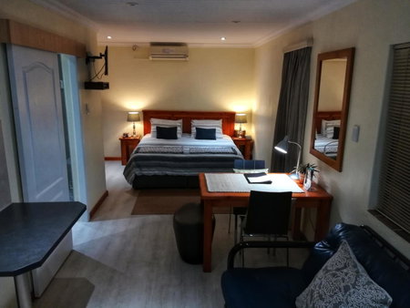WarmKaros Bed & Breakfast, East London, South Africa
